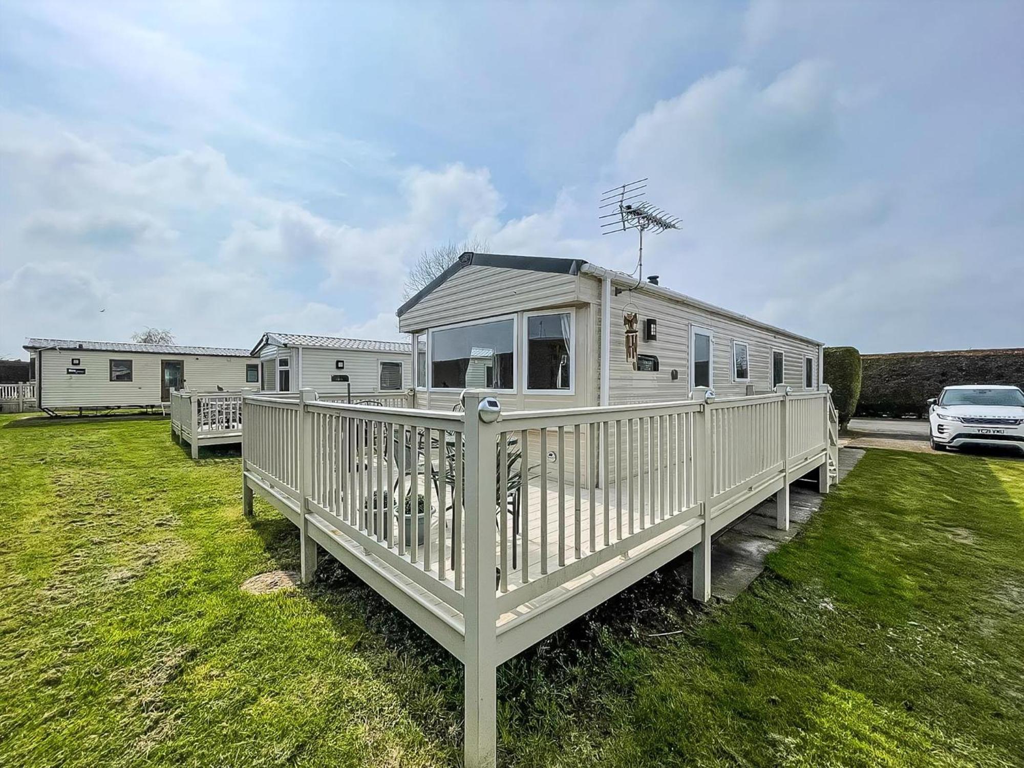 Campsite Caravan With Decking At Southview In Ref 33005s Skegness
